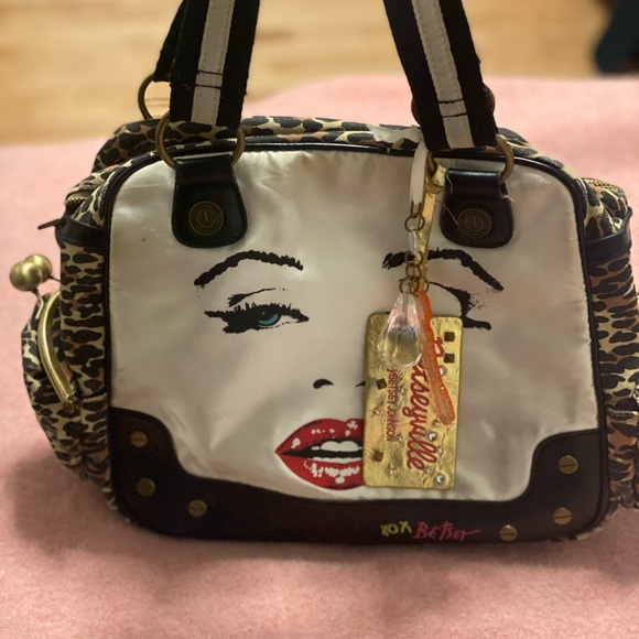Betsey Johnson Marilyn Monroe medium/large. Excellent condition. - Picture 4 of 7